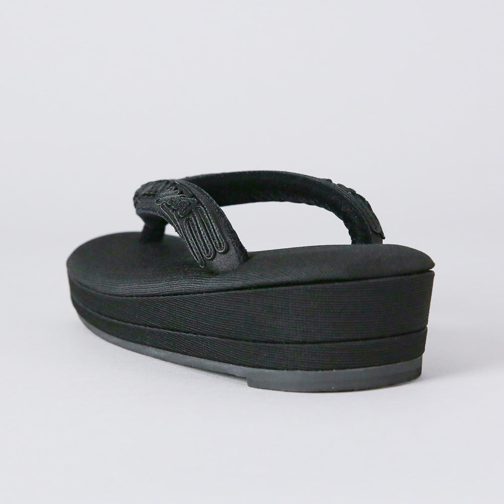 Zori | Cord embroidered sandals | Sunao model