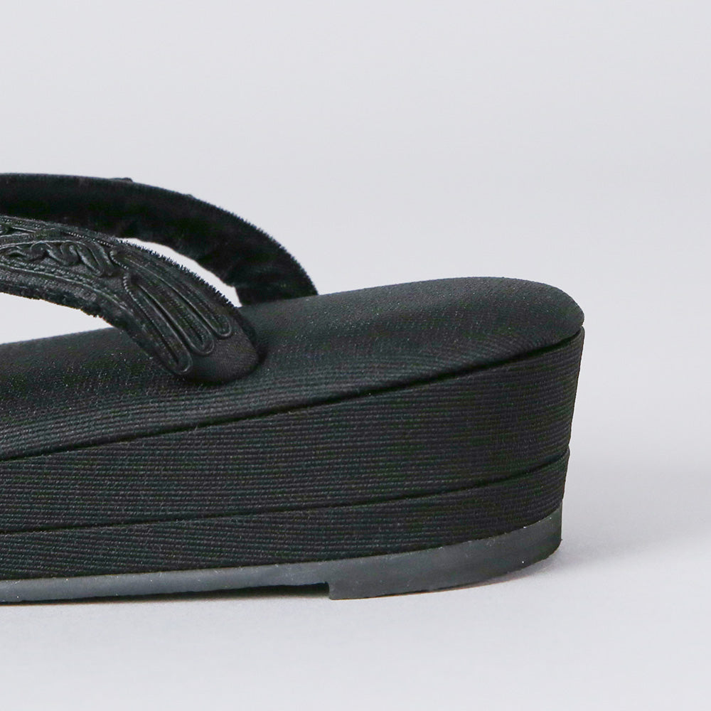 Zori | Cord embroidered sandals | Sunao model