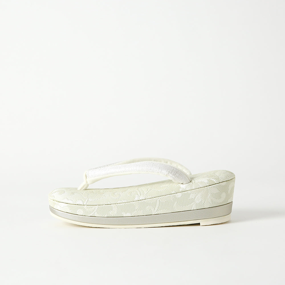 Zori sandals|Flower arabesque