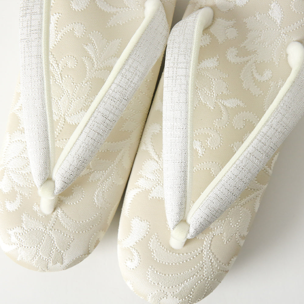 Zori sandals|Flower arabesque