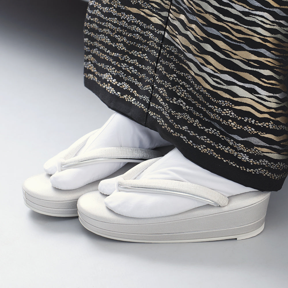 即納品|95周年記念モデル 草履|響-ひびき-