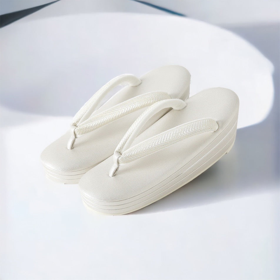 95周年記念モデル 草履|律-りつ- 岩佐オフィシャルショップ<フォーマルバッグ・和装バッグ・草履>【公式サイト】