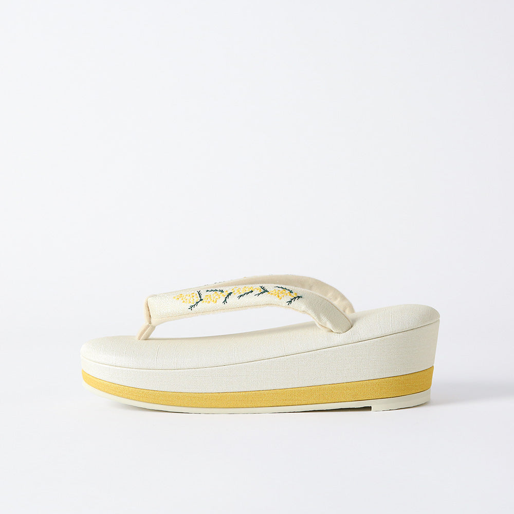 草履|ミモザ刺繡の草履|すなおモデル