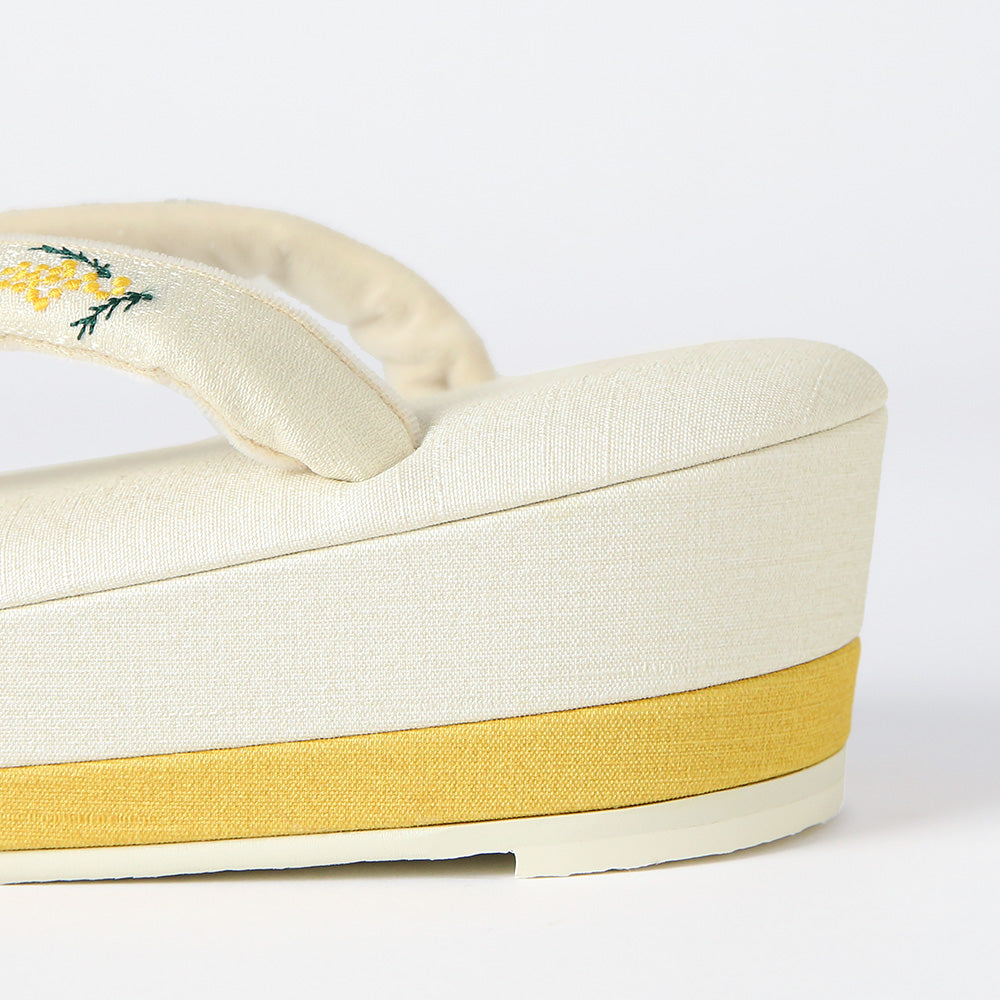 草履|ミモザ刺繡の草履|すなおモデル