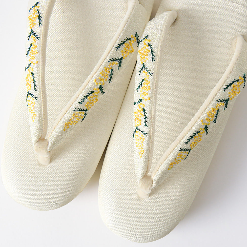 草履|ミモザ刺繡の草履|すなおモデル