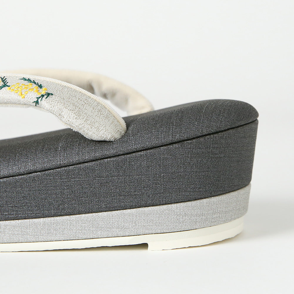 即納品|草履|ミモザ刺繡の草履|すなおモデル