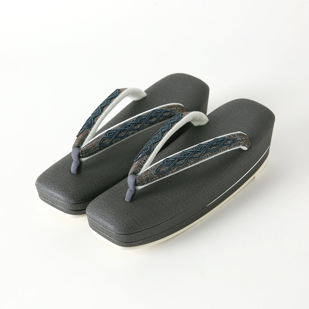 LL Size Ready to Ship | Queen | Tsumugi Pattern × Cord Embroidery