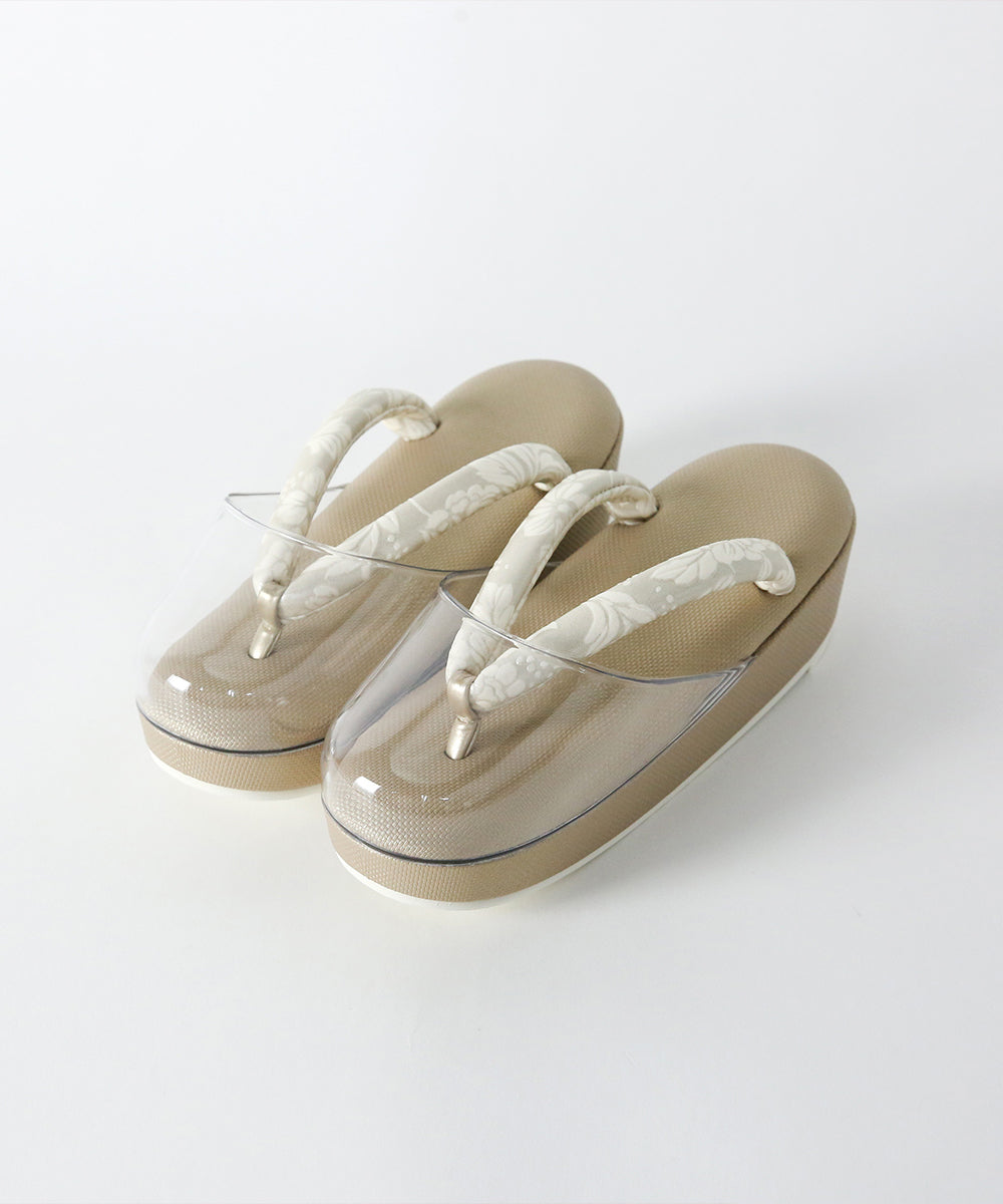 草履|きちんとした日にも履ける雨草履