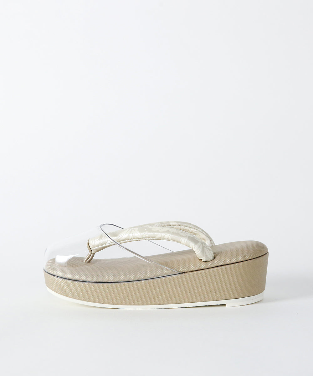 草履|きちんとした日にも履ける雨草履