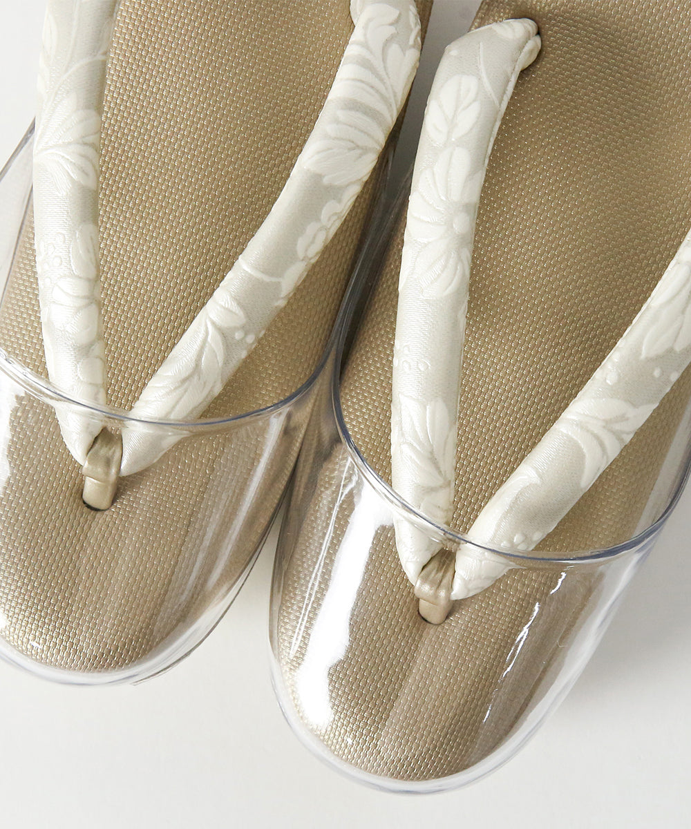 草履|きちんとした日にも履ける雨草履