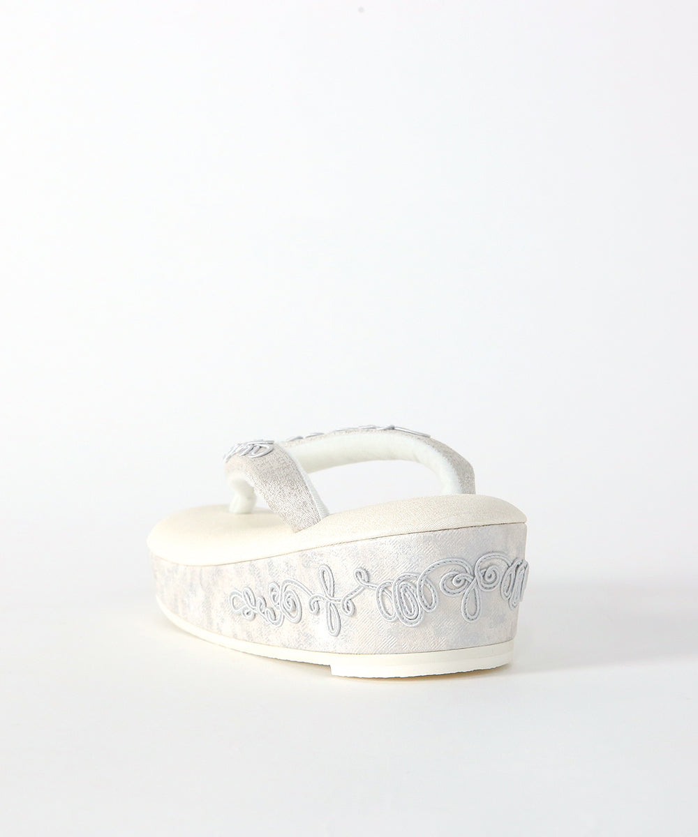 草履|コード刺繍デザイン