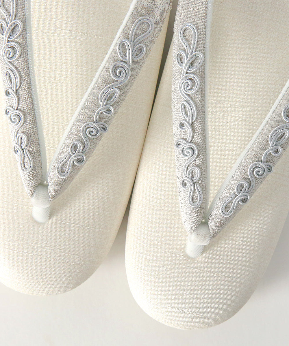 草履|コード刺繍デザイン