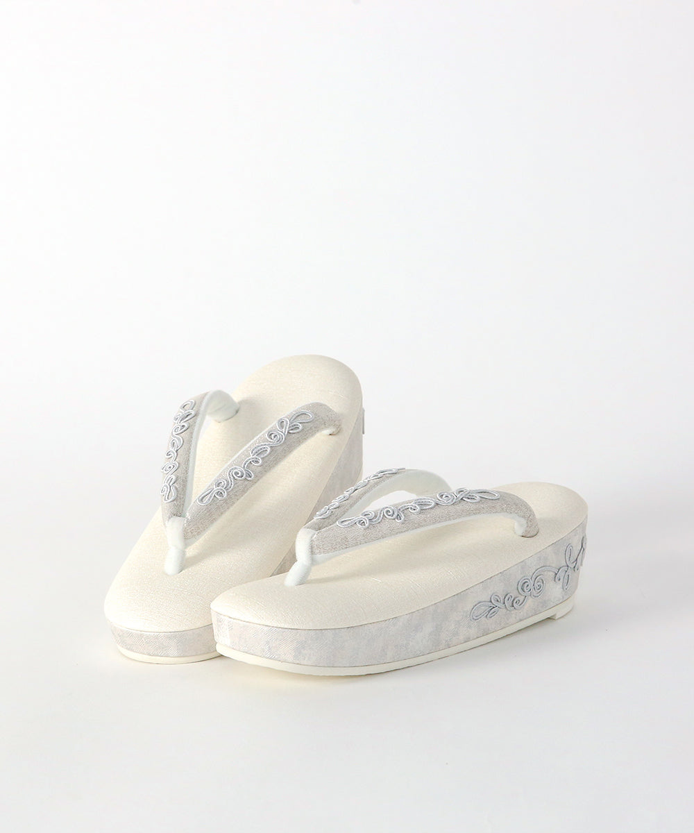 草履|コード刺繍デザイン