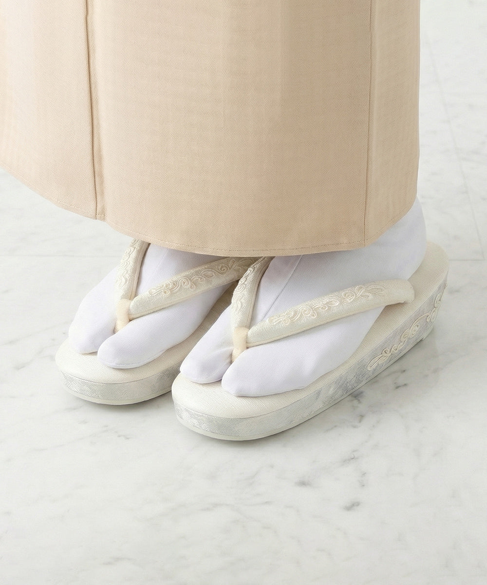 草履|コード刺繍デザイン