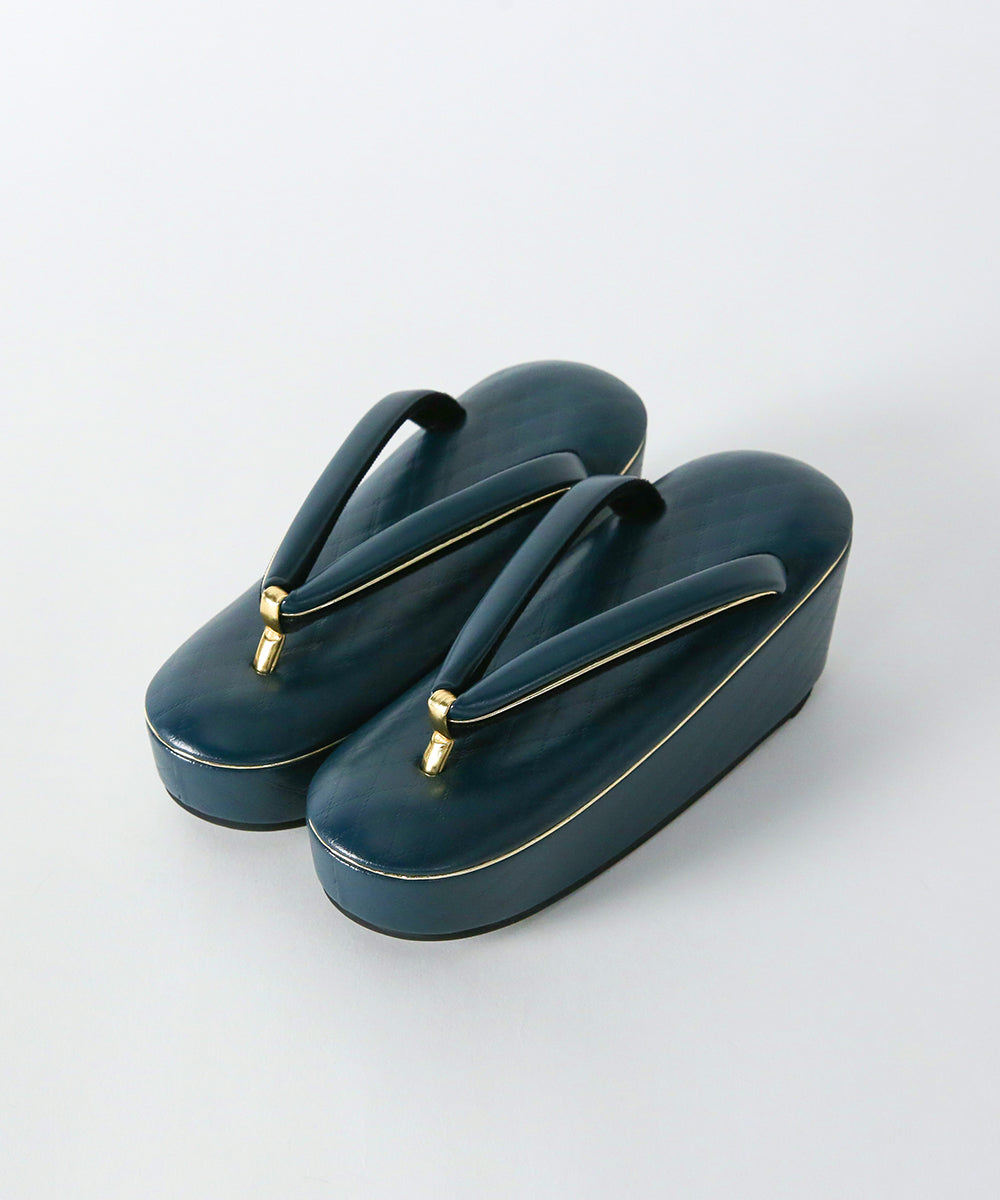 草履|ゴールドラインが映えるモダンな格子柄