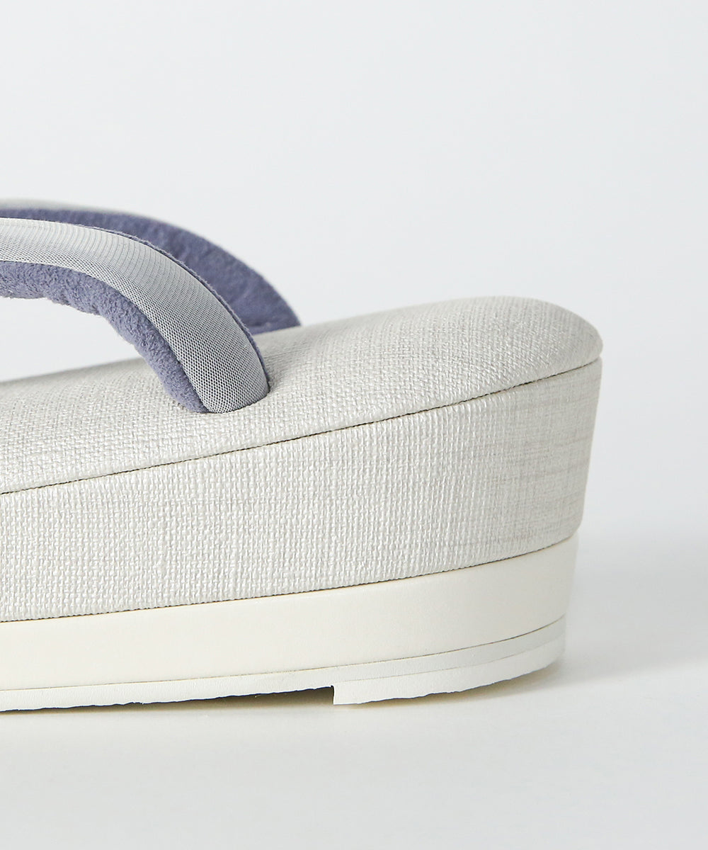 草履|透明感を纏うチュール鼻緒の草履