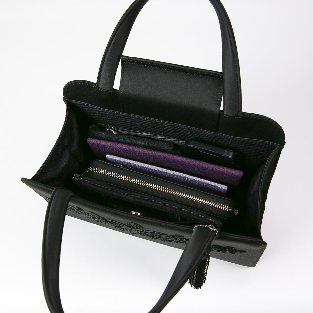 タッセル付き米沢織トート型フォーマルバッグ