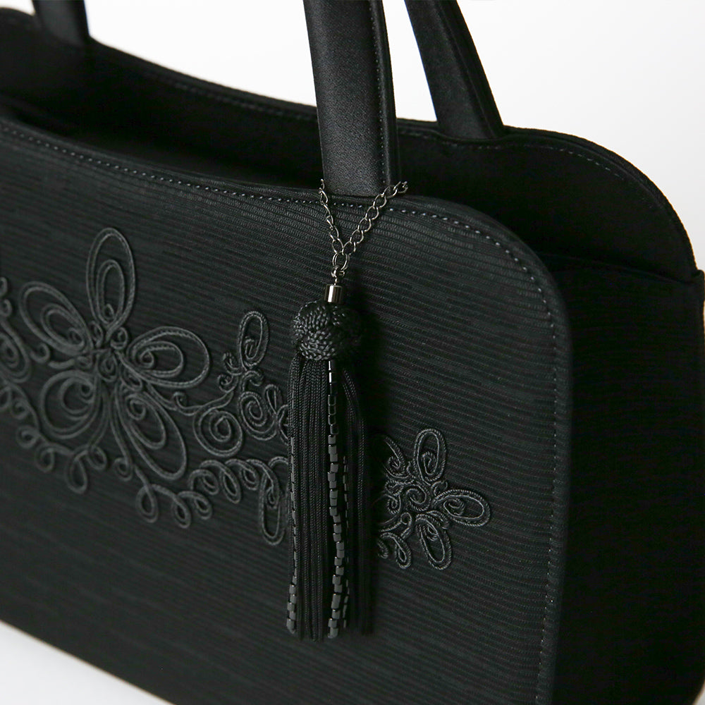 タッセル付き米沢織トート型フォーマルバッグ