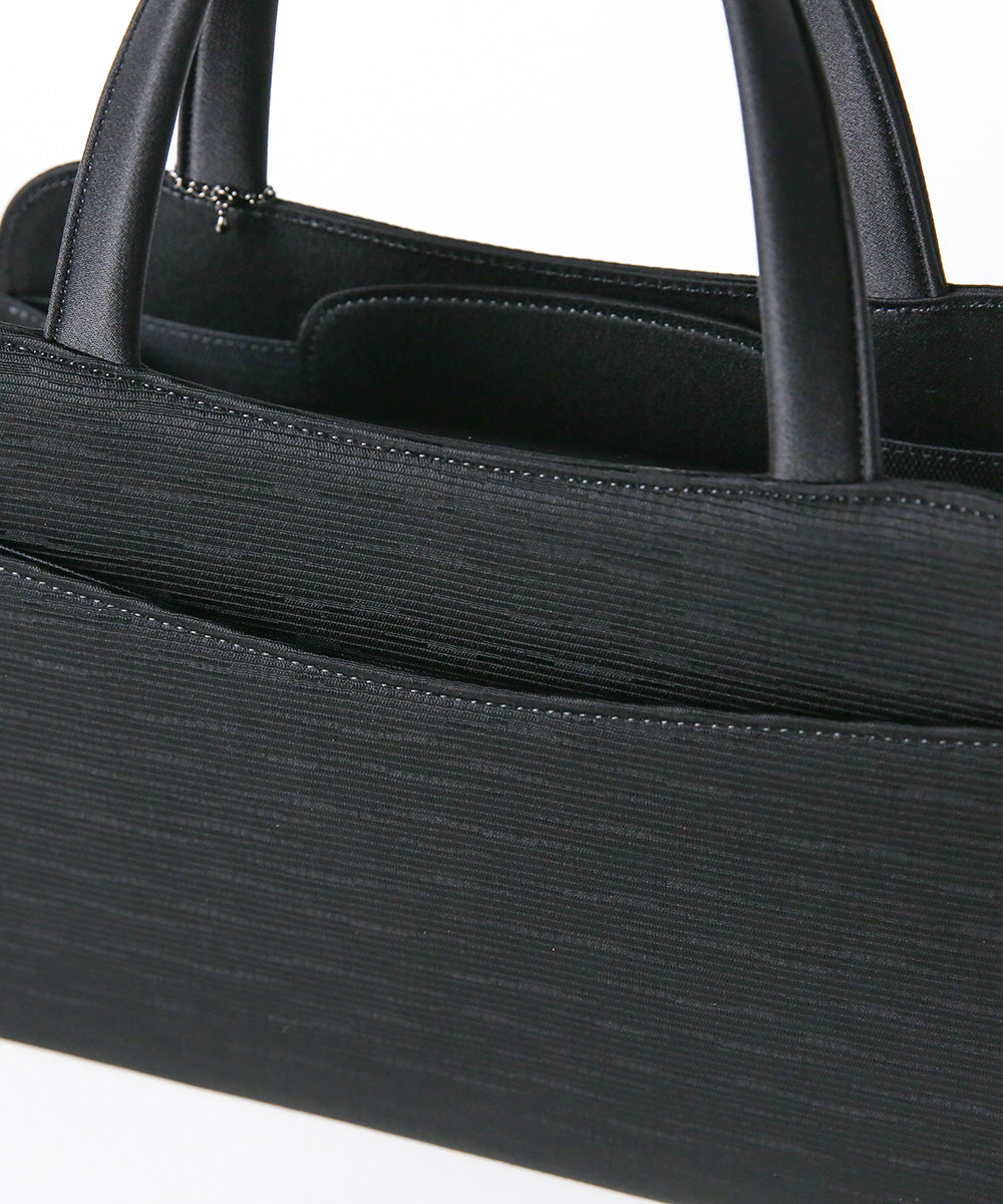 タッセル付き米沢織トート型フォーマルバッグ