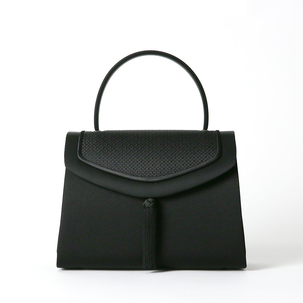 タッセル付き博多織フォーマルバッグ 岩佐オフィシャルショップ<フォーマルバッグ・和装バッグ・草履>【公式サイト】