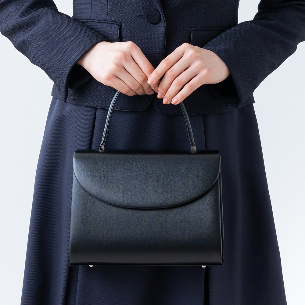 Seamless cow leather traditional hand