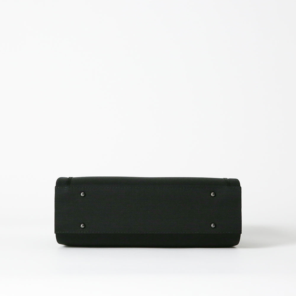 YUMI KATSURA|コード刺繍ブラックフォーマルバッグ 岩佐オフィシャルショップ<フォーマルバッグ・和装バッグ・草履>【公式サイト】