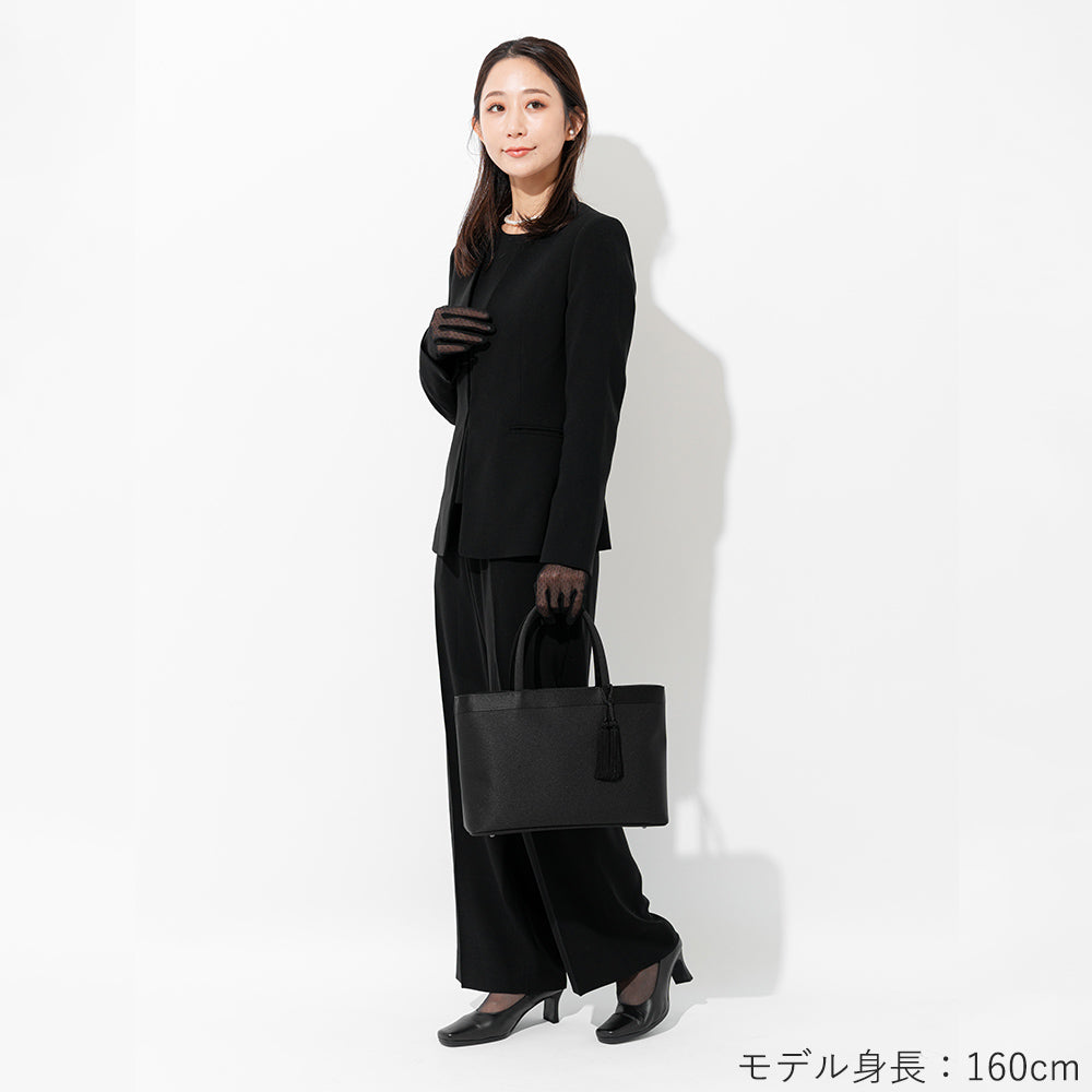 タッセル付き三室構造トートバッグ