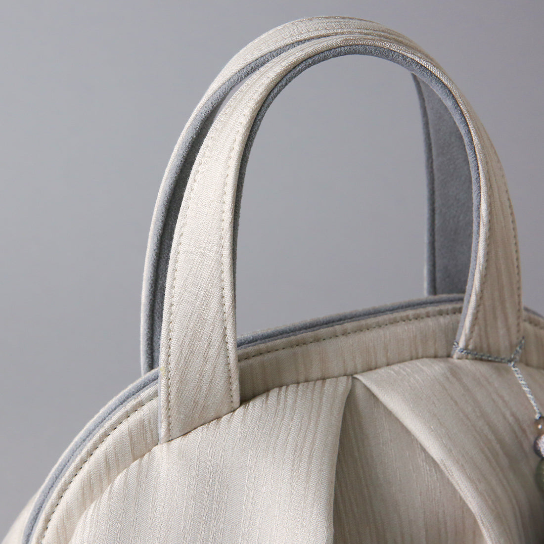 即納品|銀嶺 -GINREI-|すなおモデル 岩佐オフィシャルショップ<フォーマルバッグ・和装バッグ・草履>【公式サイト】