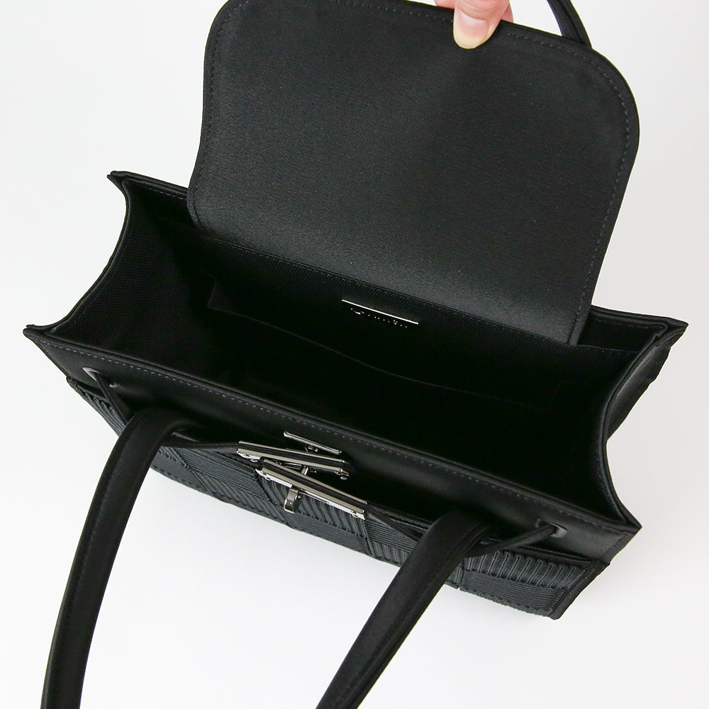 Square cord embroidered bag | Kosuna model