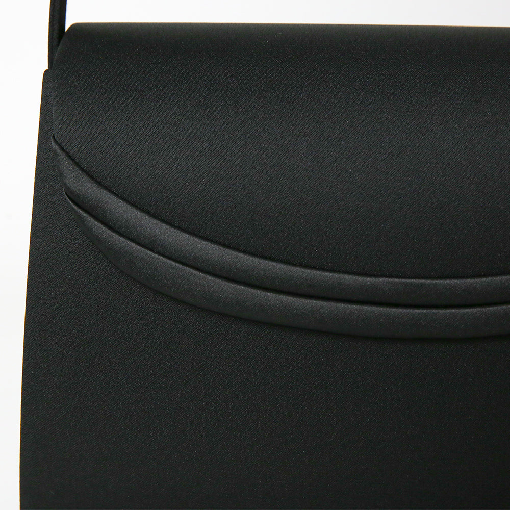 Satin switching formal bag with built-in magnet