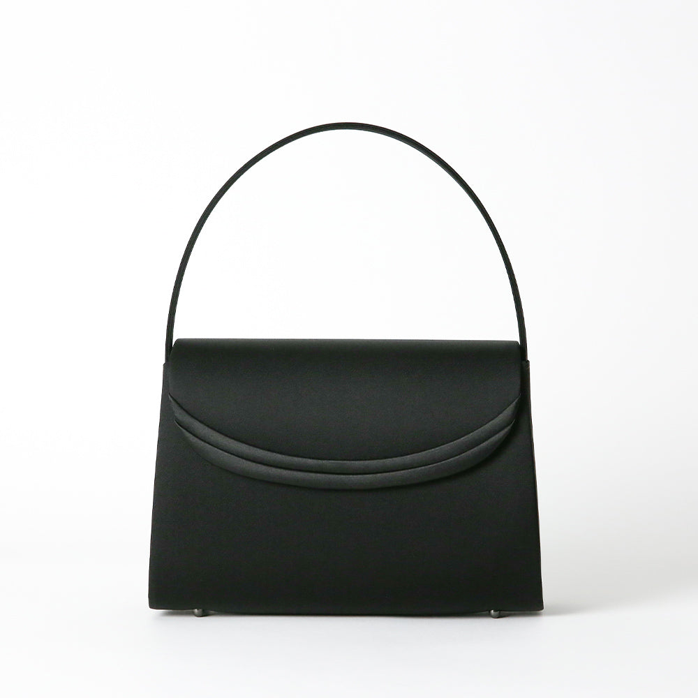 Satin switching formal bag with built-in magnet