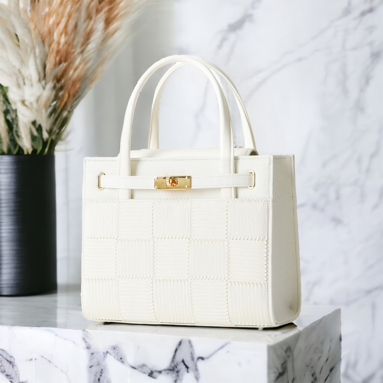 Square cord embroidered bag | Kosuna model