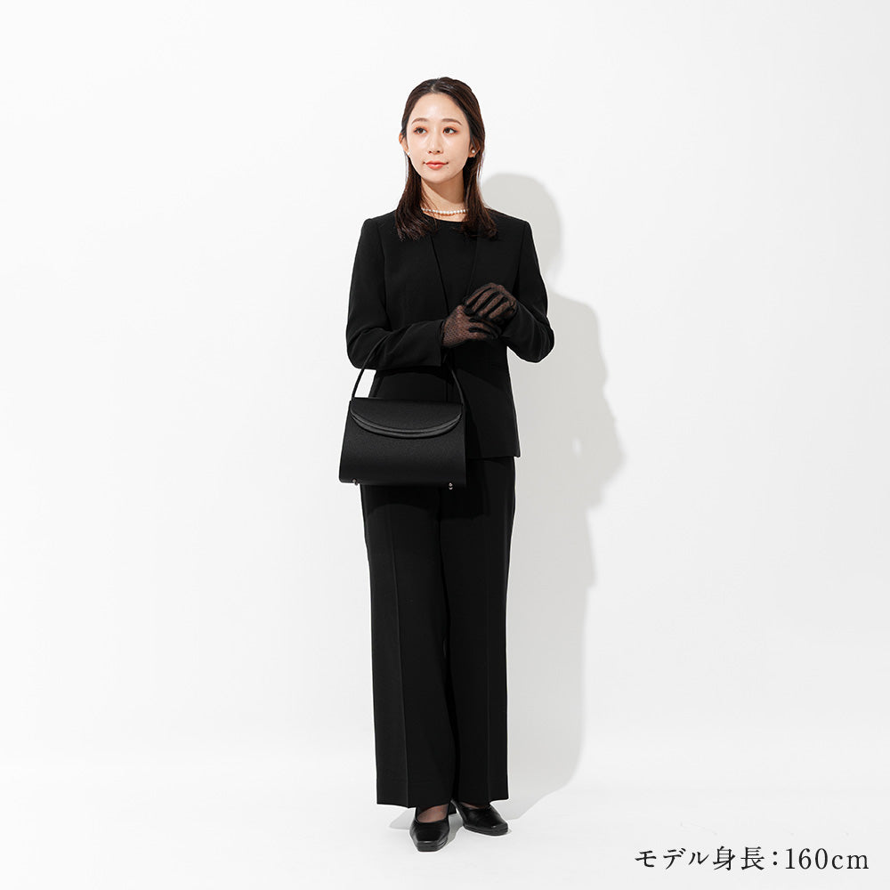 Satin switching formal bag with built-in magnet