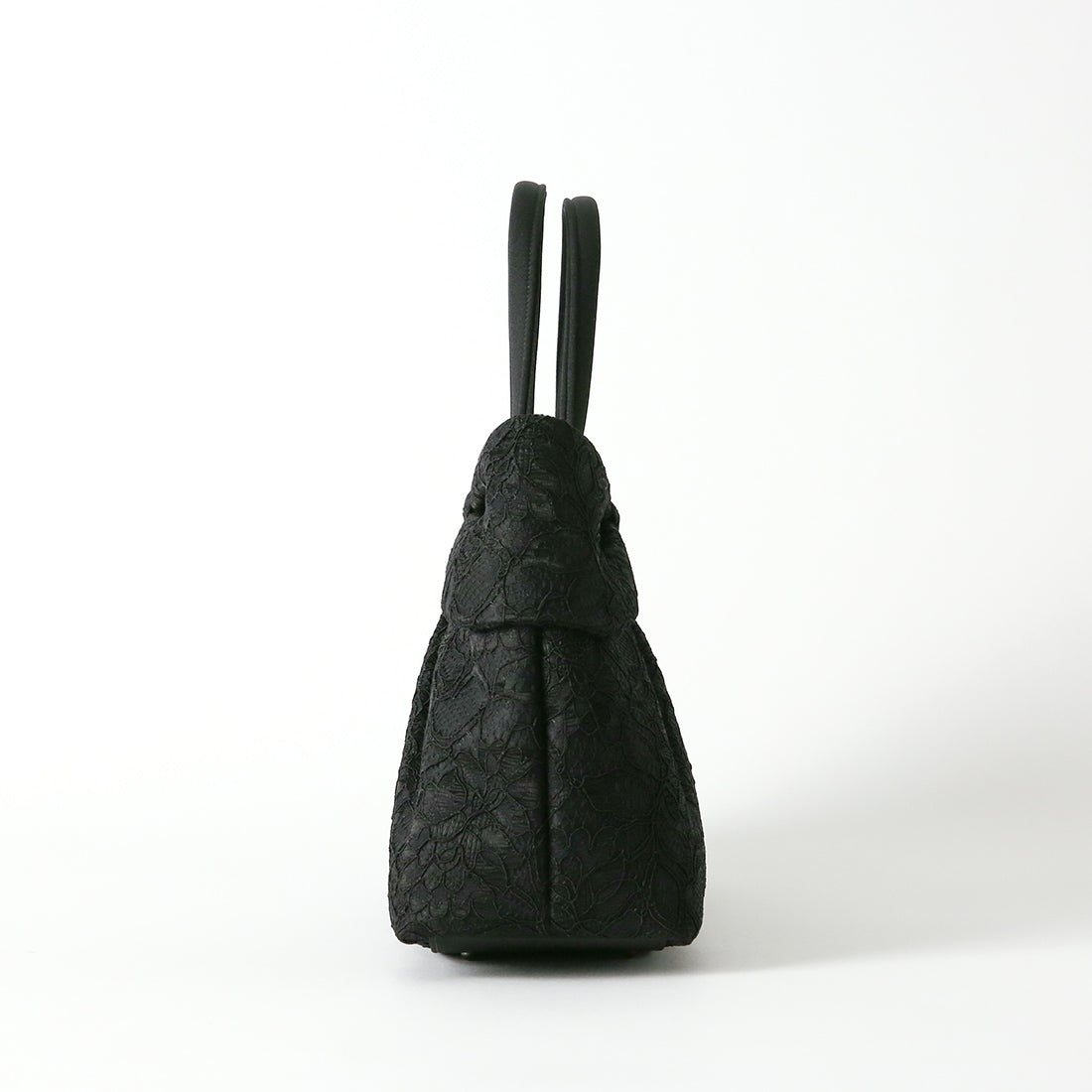 Cord Lace Bag with Ribbon Motif (Black)