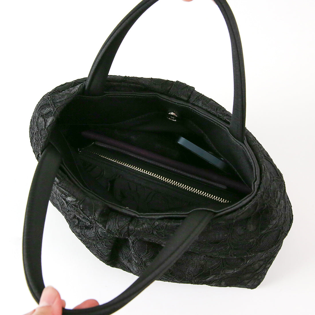 Cord Lace Bag with Ribbon Motif (Black)