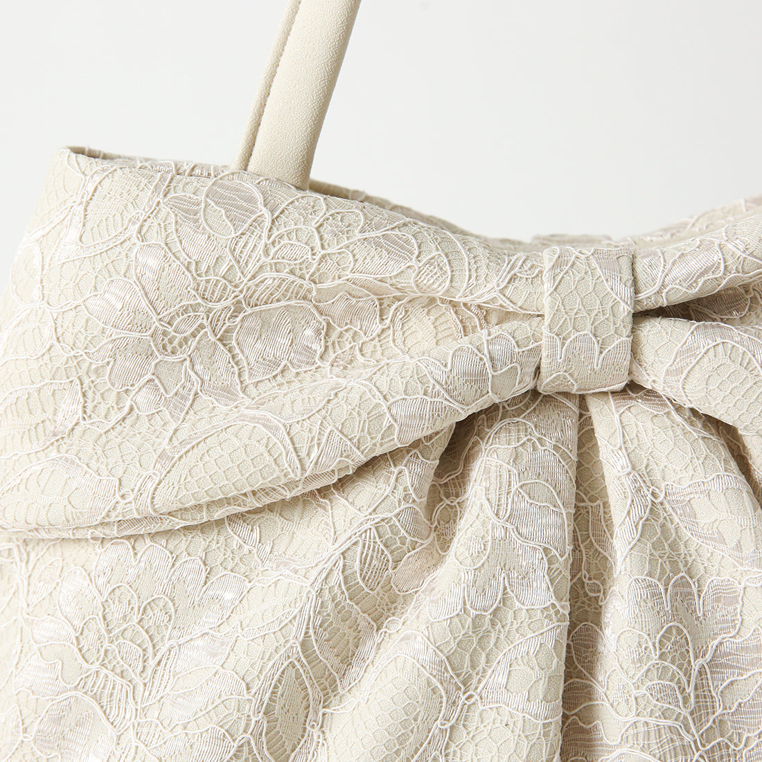 Cord Lace Ribbon Motif Bag (Ivory)