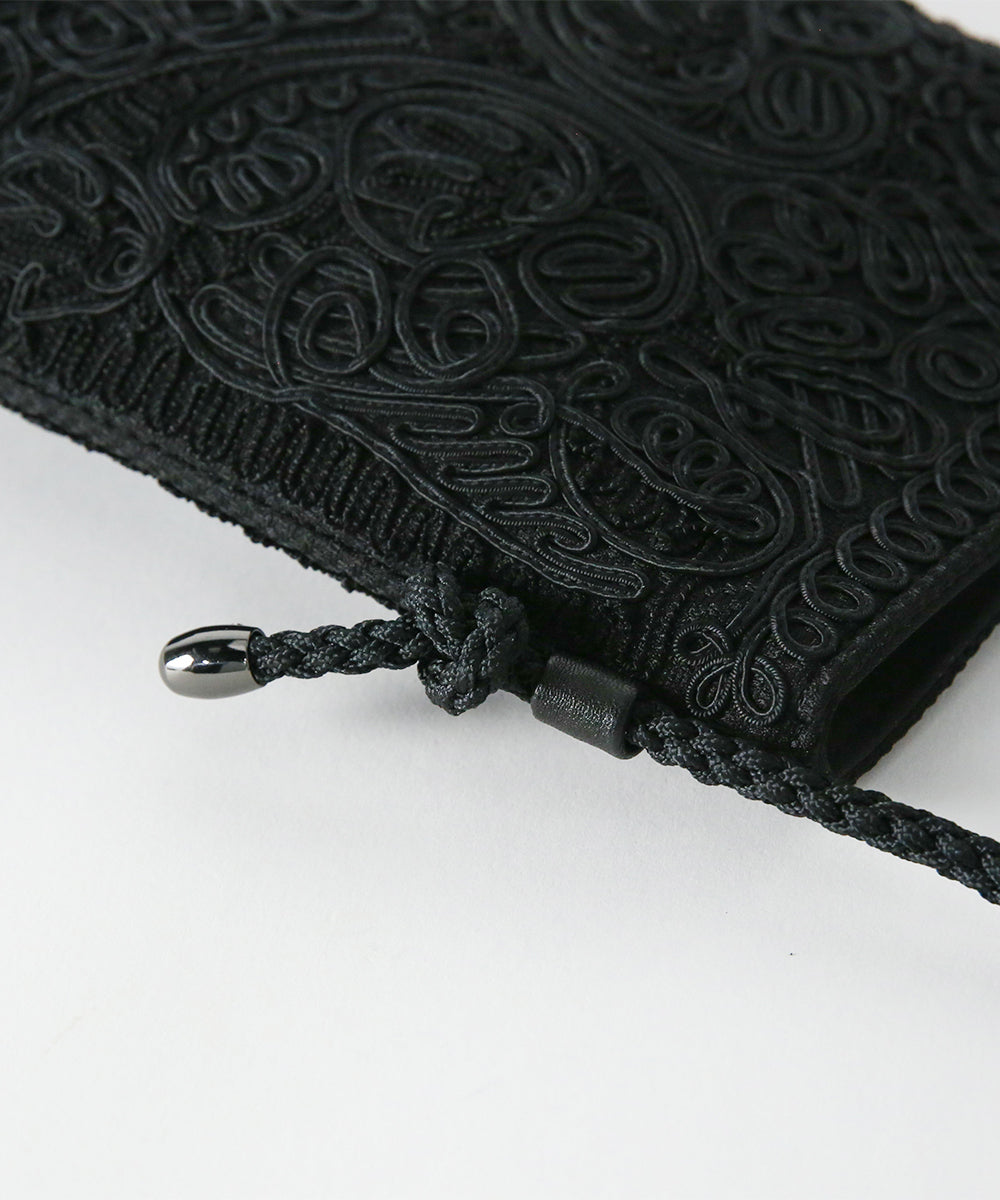 コード刺繍ポシェット