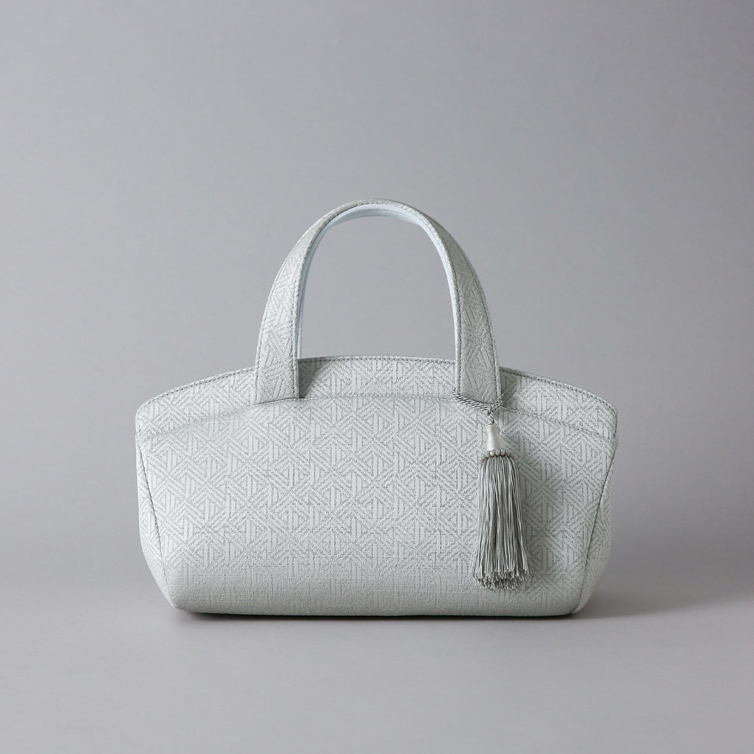 シェル プラチナム【美しい所作をさり気なくサポートしてくれるバッグ‐LOW-】