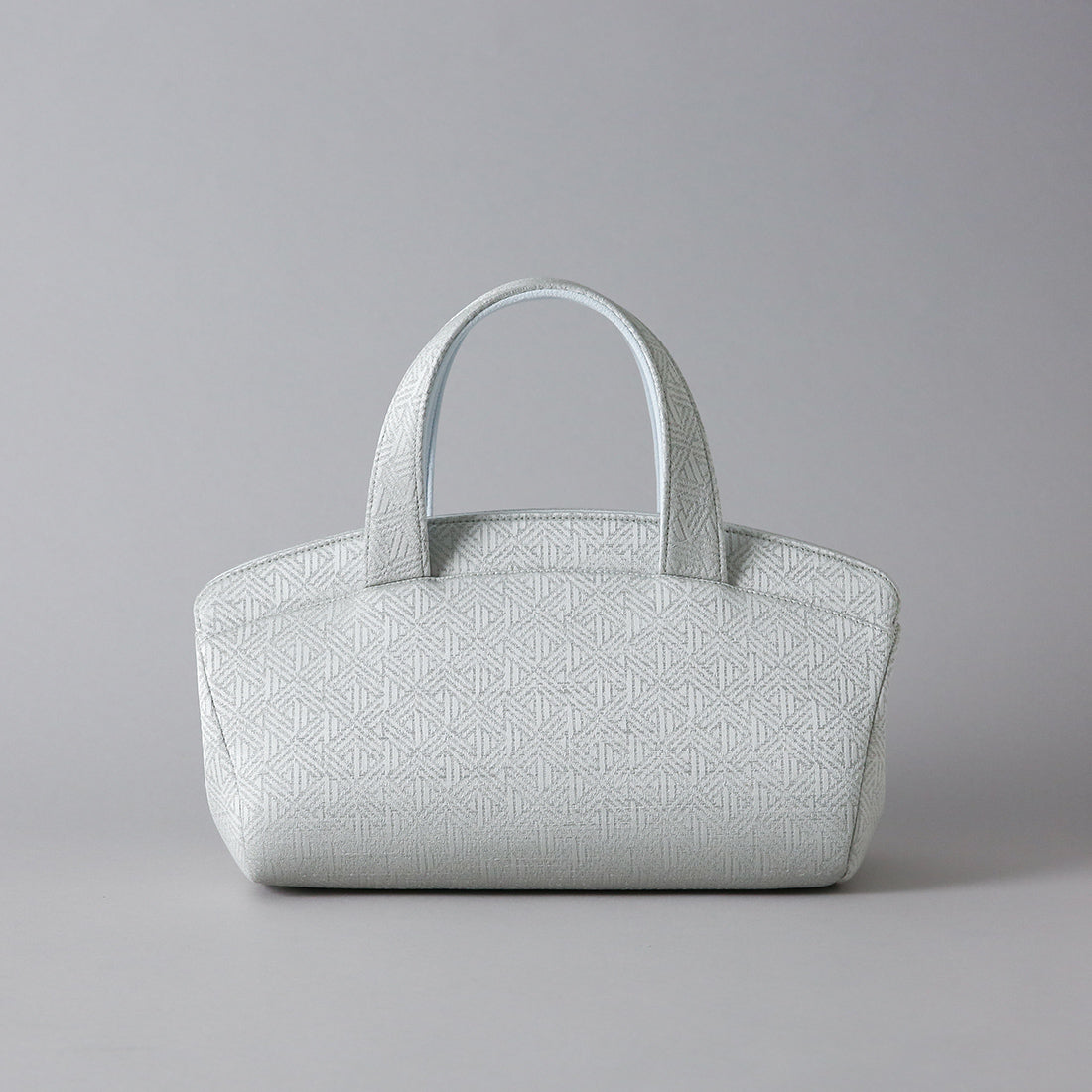 シェル プラチナム【美しい所作をさり気なくサポートしてくれるバッグ‐LOW-】