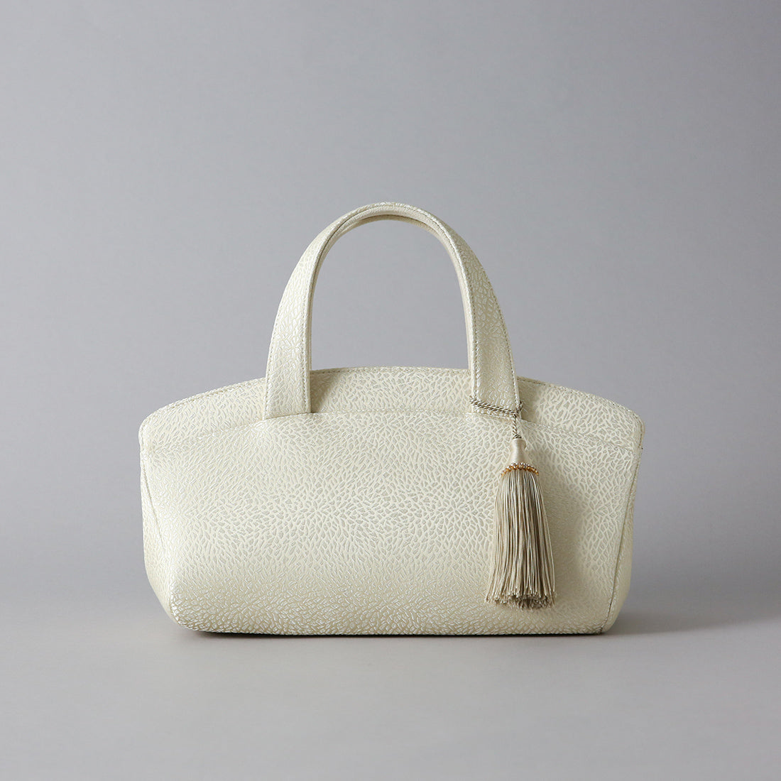 シェル エルシア【美しい所作をさり気なくサポートしてくれるバッグ‐LOW-】