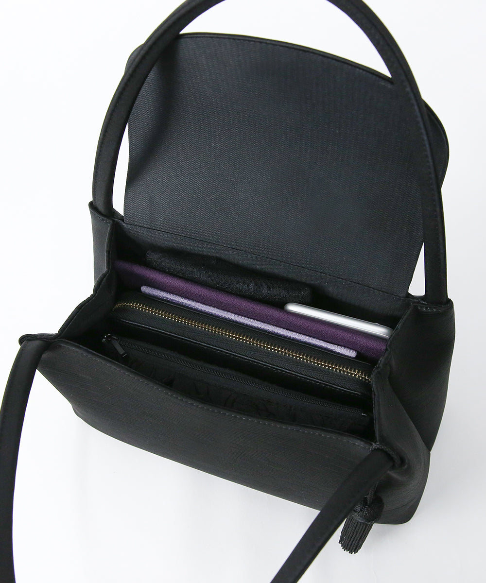 タッセル付き米沢織ソフトフォーマルバッグ