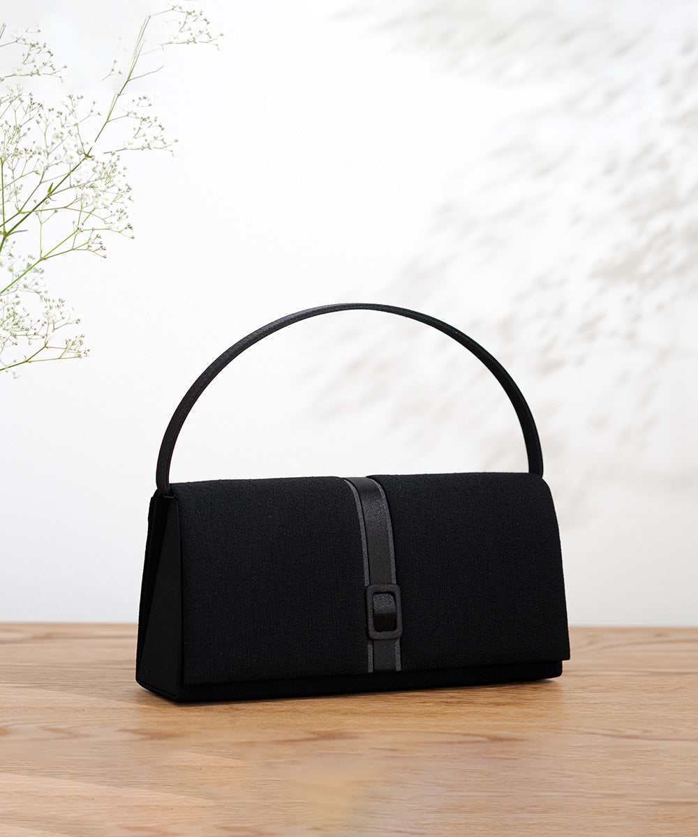 バックルデザインフォーマルバッグ