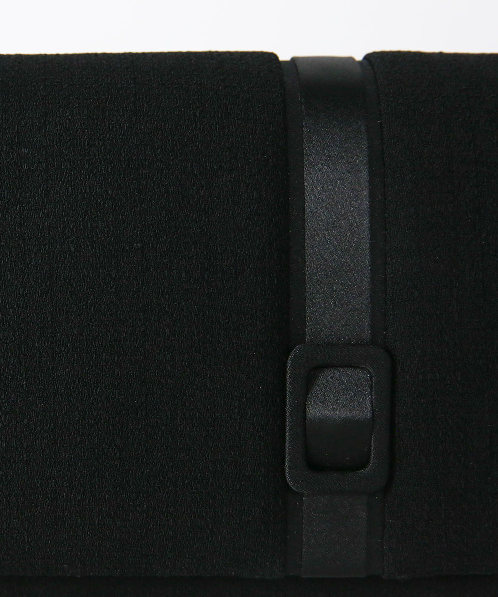 バックルデザインフォーマルバッグ