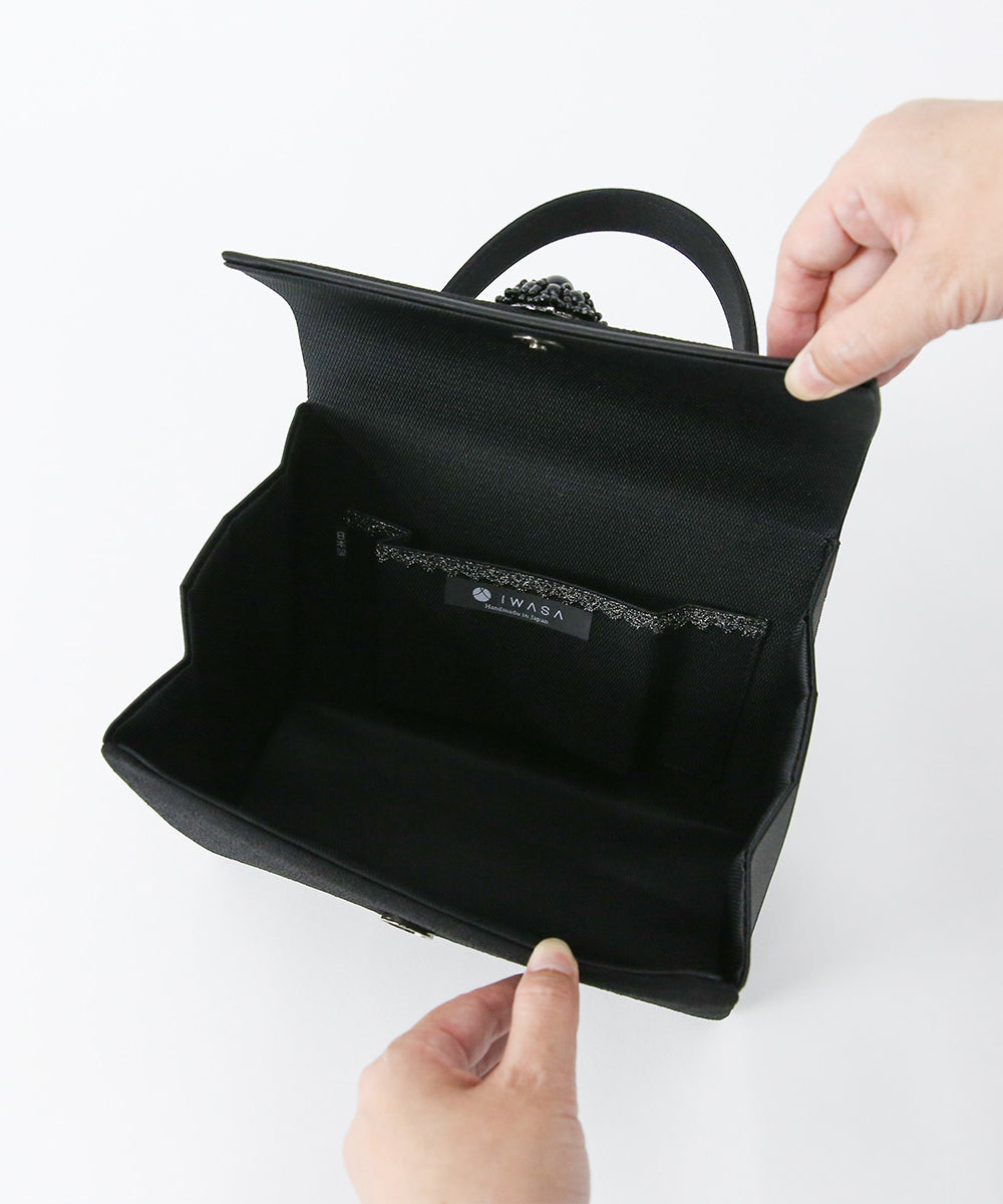 ブローチデザインフォーマルバッグ