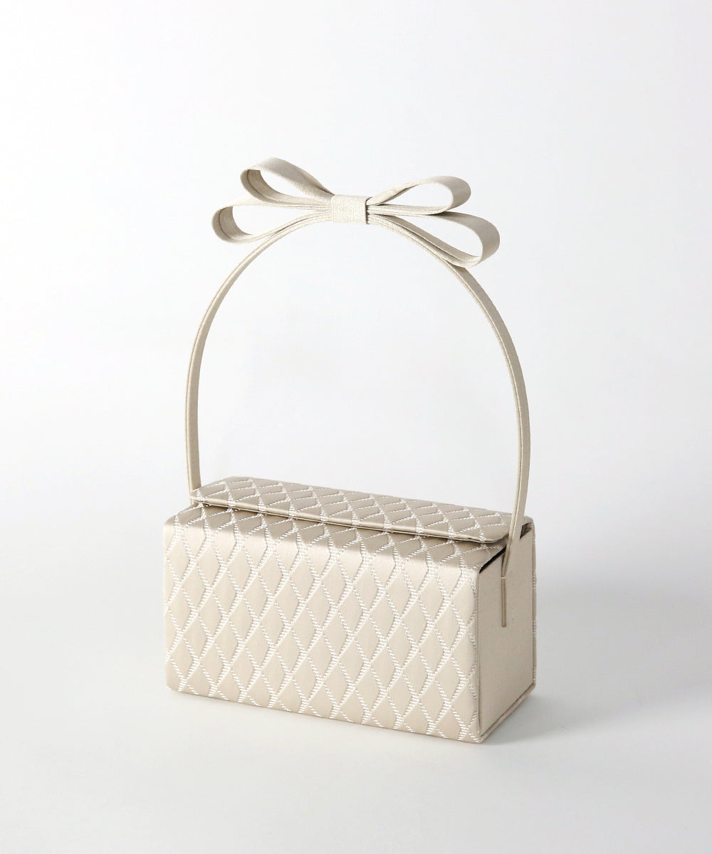 リボンハンドルスクエアバッグ