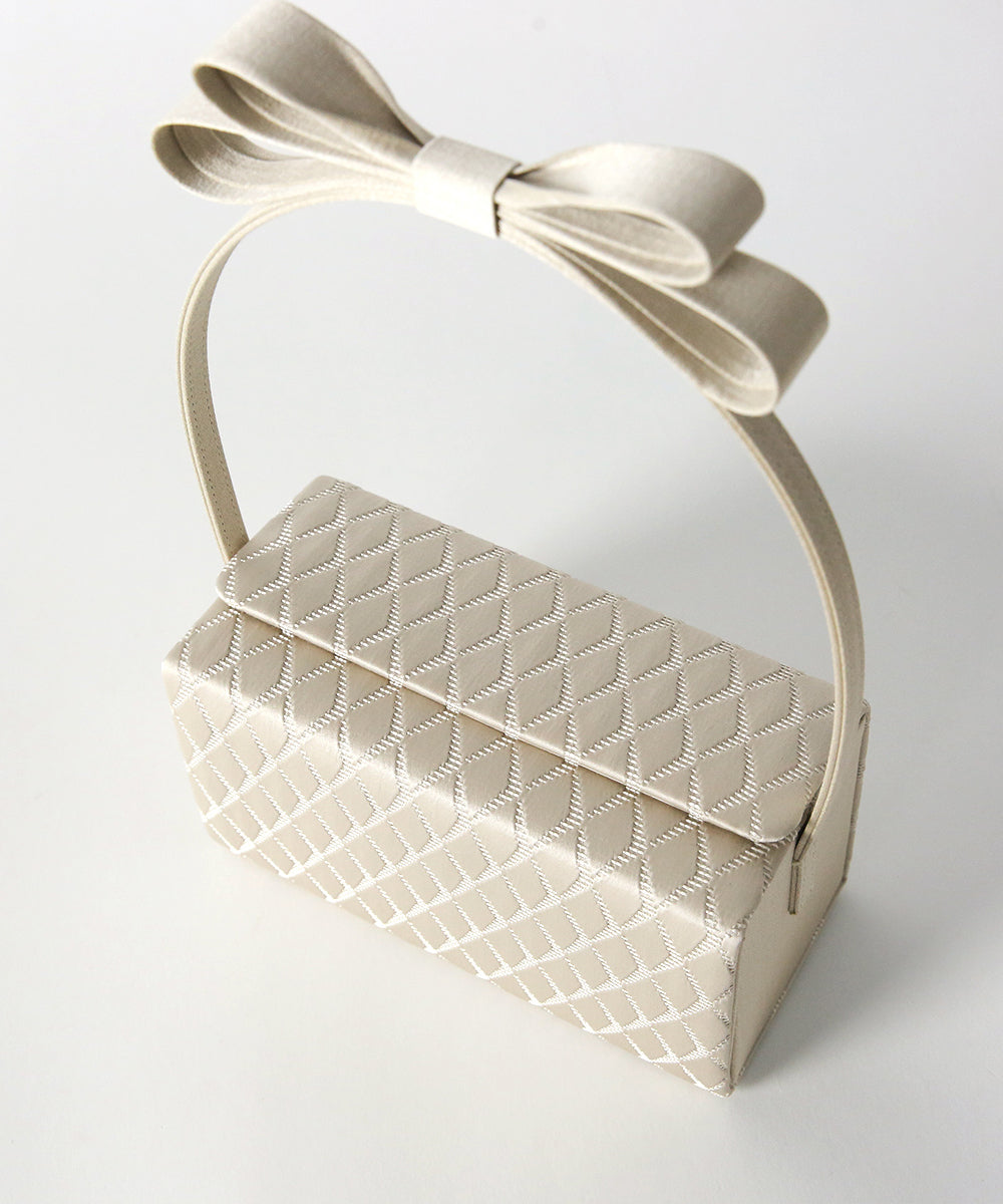 リボンハンドルスクエアバッグ