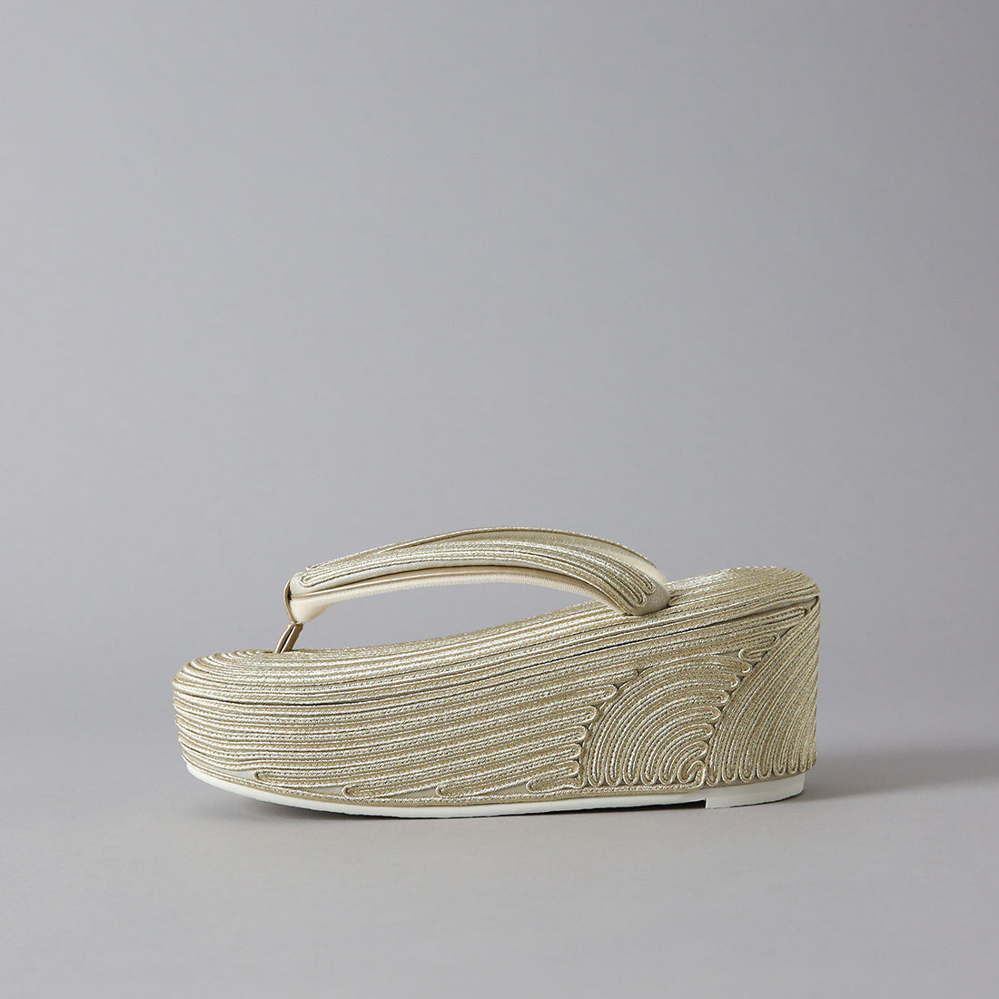 Lサイズ即納品|コード刺繍草履|小砂モデル