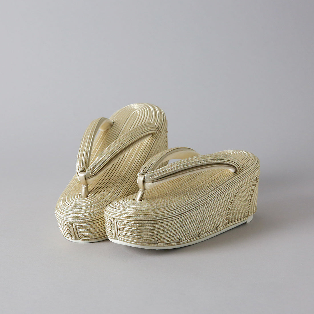 Lサイズ即納品|コード刺繍草履|小砂モデル