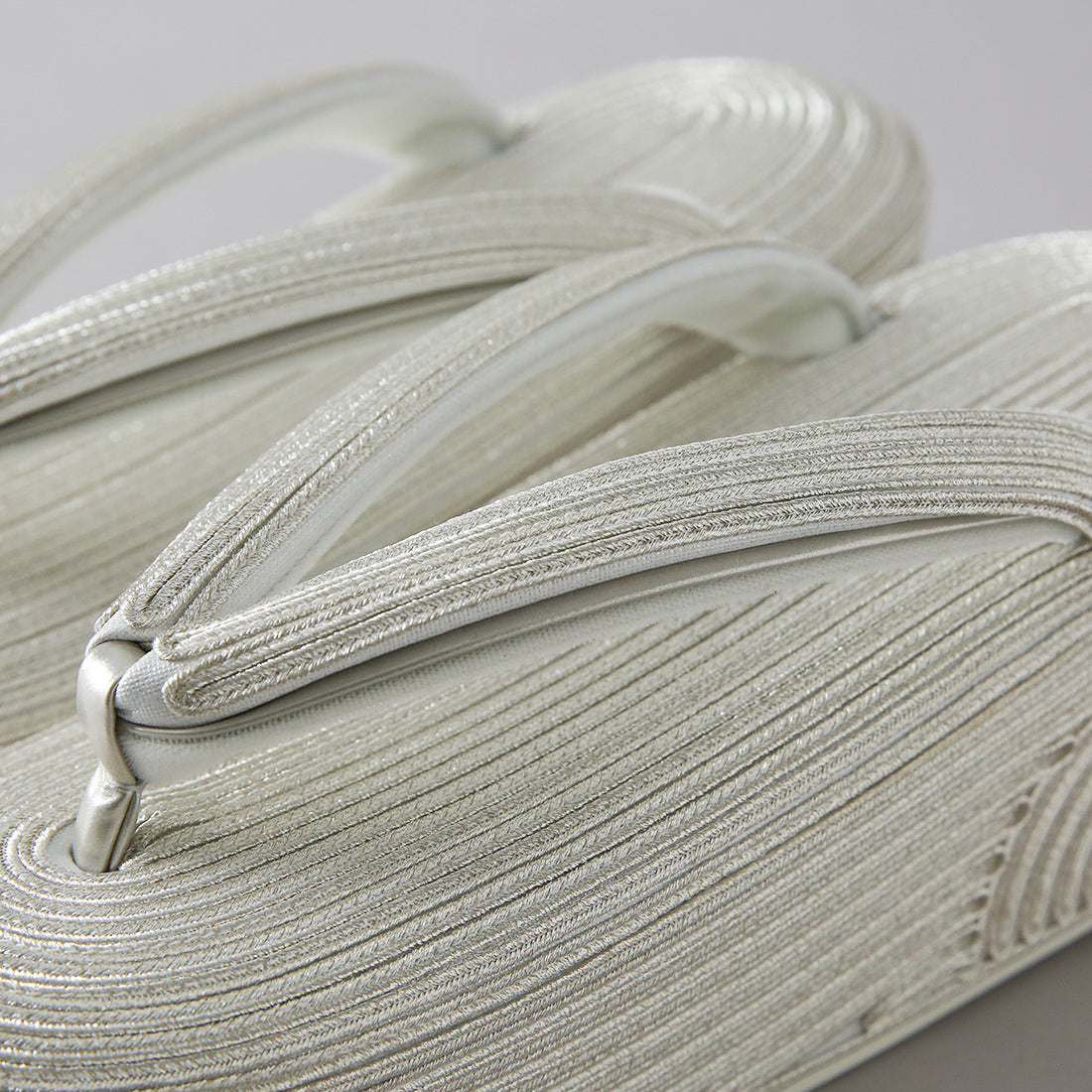 Lサイズ即納品|コード刺繍草履|小砂モデル