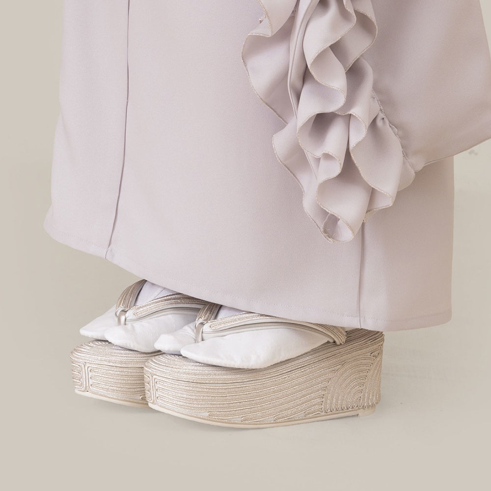 コード刺繍草履